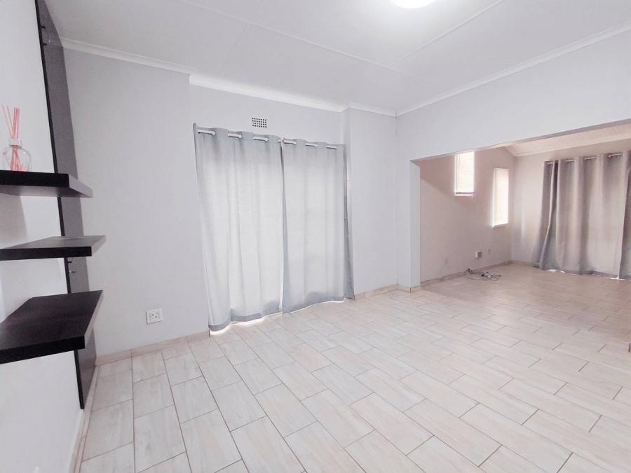 4 Bedroom Property for Sale in Edleen Gauteng