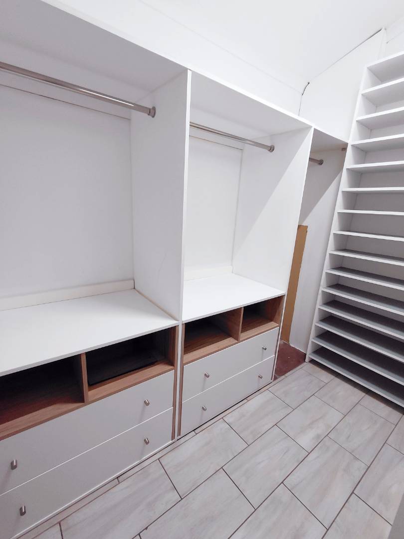 4 Bedroom Property for Sale in Edleen Gauteng