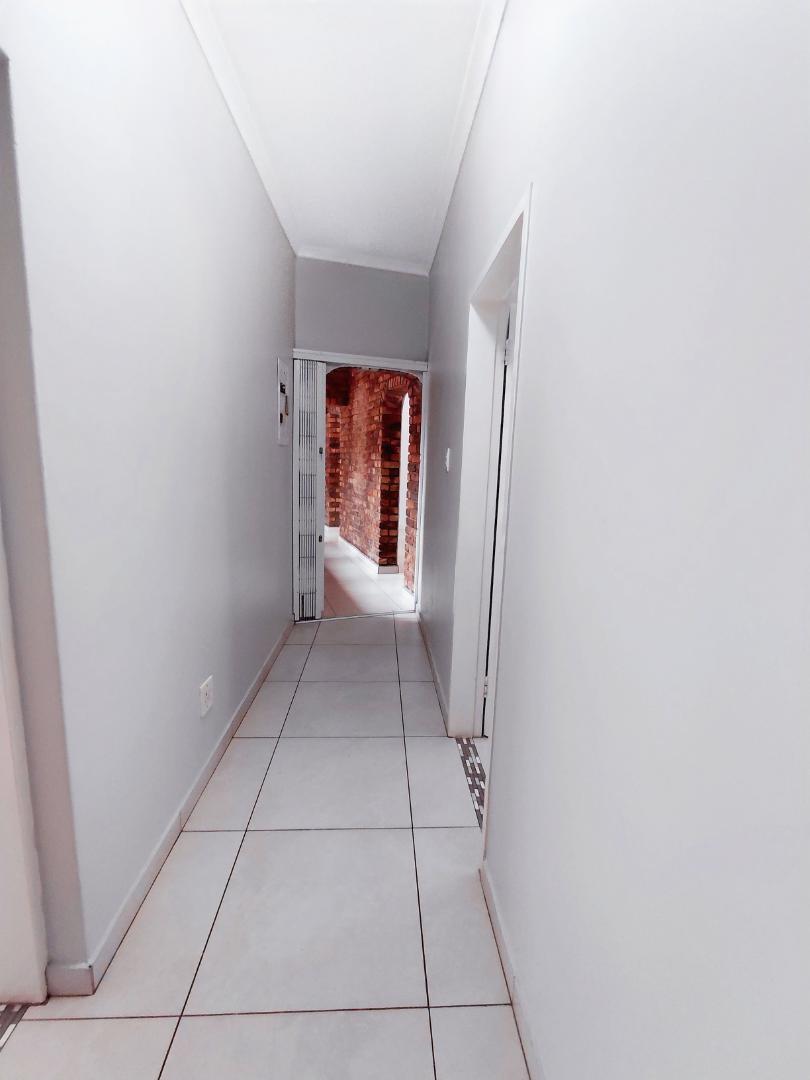 4 Bedroom Property for Sale in Edleen Gauteng