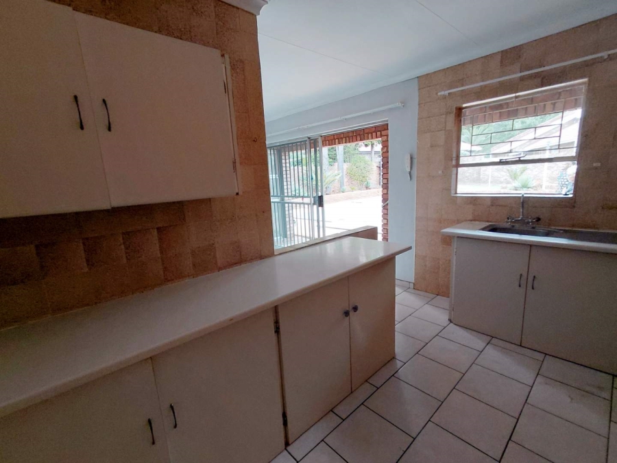 4 Bedroom Property for Sale in Edleen Gauteng