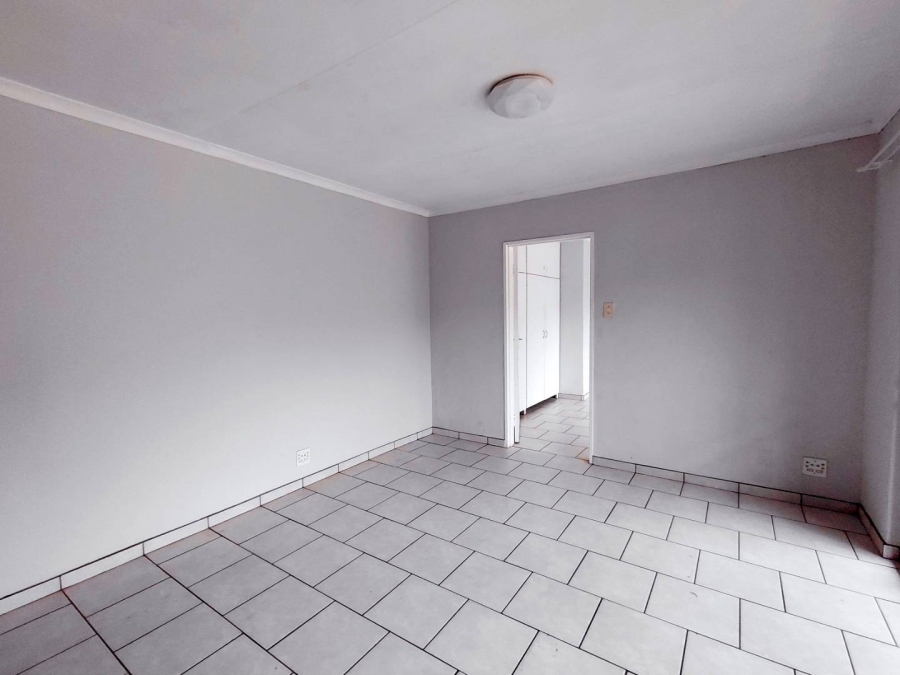 4 Bedroom Property for Sale in Edleen Gauteng