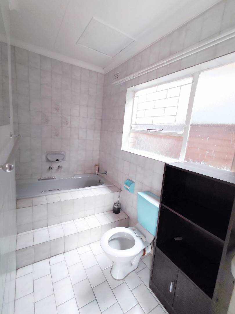 4 Bedroom Property for Sale in Edleen Gauteng