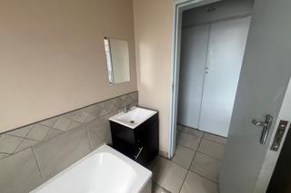 2 Bedroom Property for Sale in Braamfontein Gauteng