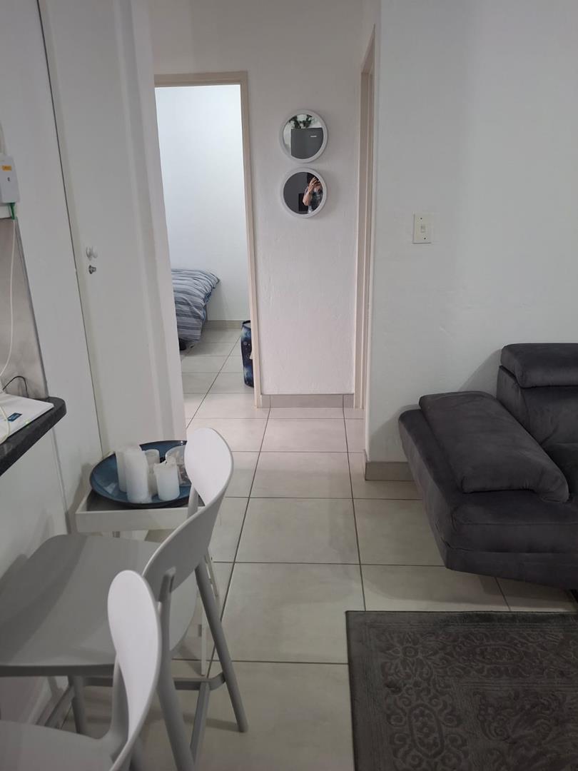 2 Bedroom Property for Sale in Linmeyer Gauteng