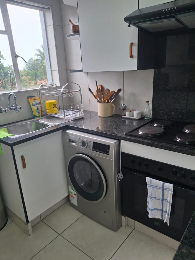 2 Bedroom Property for Sale in Linmeyer Gauteng