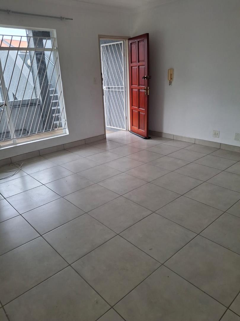 2 Bedroom Property for Sale in Linmeyer Gauteng