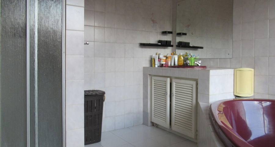 4 Bedroom Property for Sale in Bassonia Gauteng