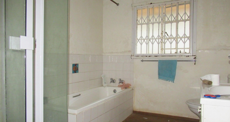 4 Bedroom Property for Sale in Bassonia Gauteng