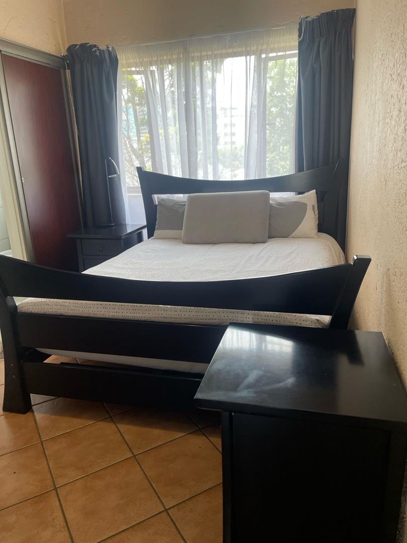 1 Bedroom Property for Sale in Benmore Gauteng