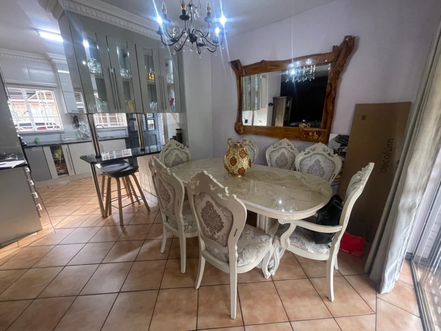 3 Bedroom Property for Sale in Theresa Park Gauteng