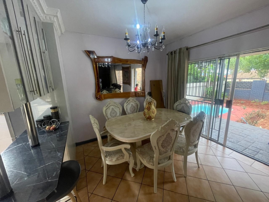 3 Bedroom Property for Sale in Theresa Park Gauteng