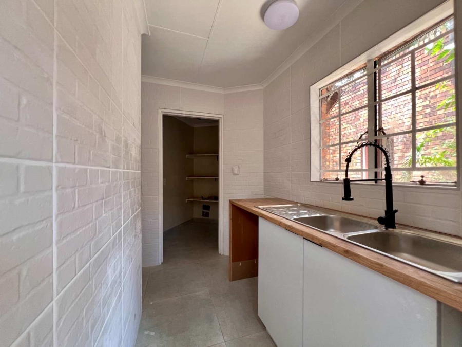 3 Bedroom Property for Sale in Little Falls Gauteng