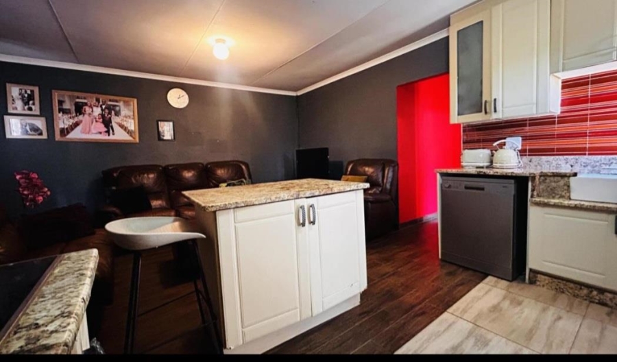 3 Bedroom Property for Sale in Nkwe Estate Gauteng