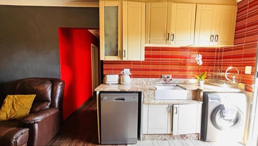 3 Bedroom Property for Sale in Nkwe Estate Gauteng