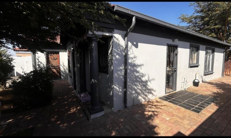 3 Bedroom Property for Sale in Nkwe Estate Gauteng