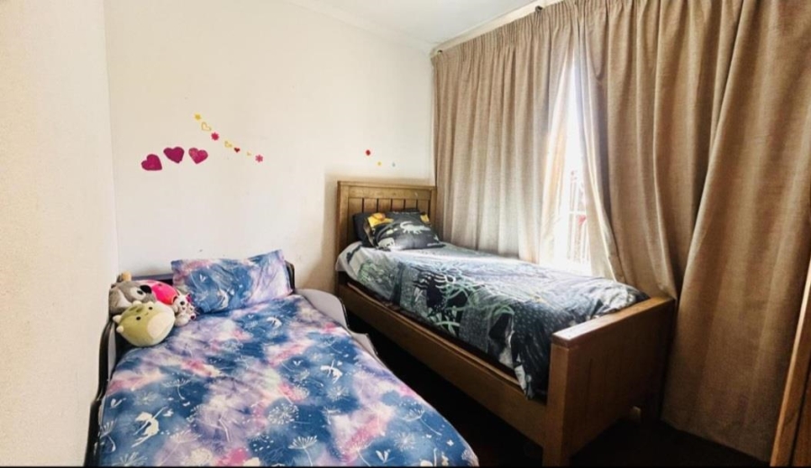 3 Bedroom Property for Sale in Nkwe Estate Gauteng