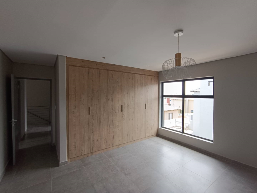 4 Bedroom Property for Sale in Rua Vista Gauteng