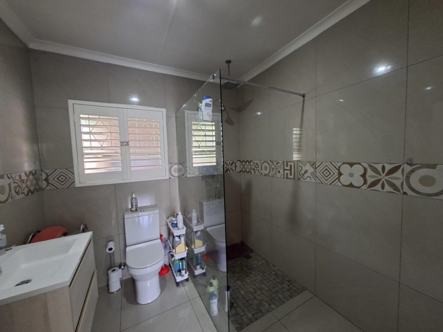 To Let 3 Bedroom Property for Rent in Buccleuch Gauteng