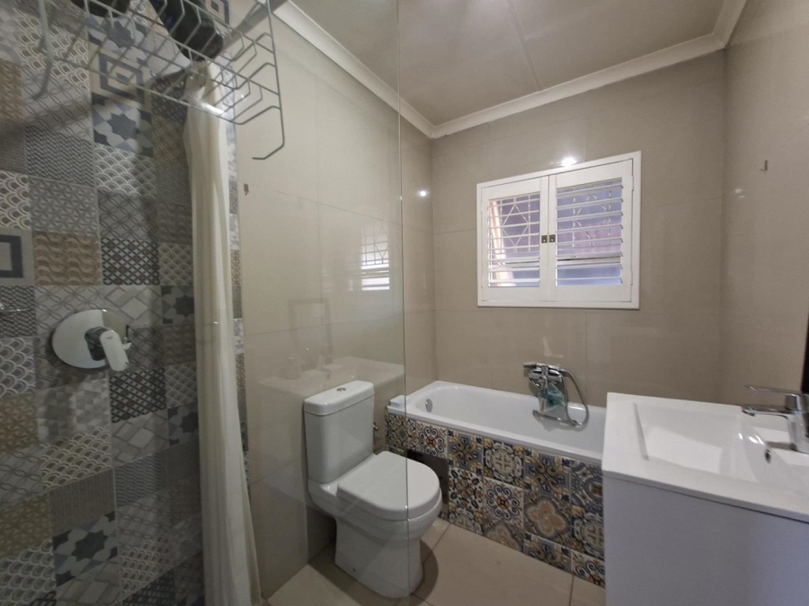 To Let 3 Bedroom Property for Rent in Buccleuch Gauteng