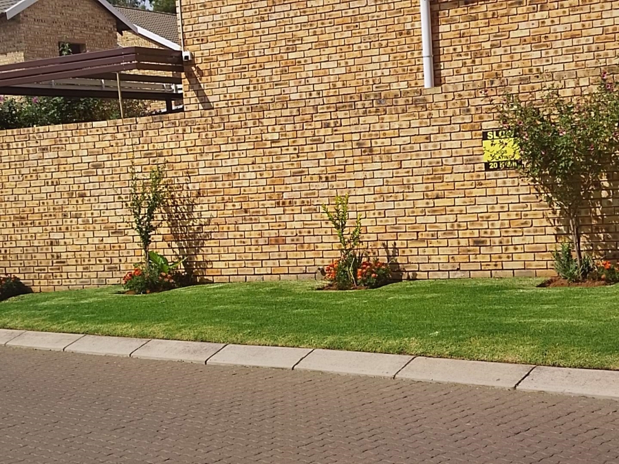 2 Bedroom Property for Sale in Brentwood Gauteng