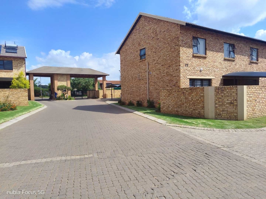 2 Bedroom Property for Sale in Brentwood Gauteng