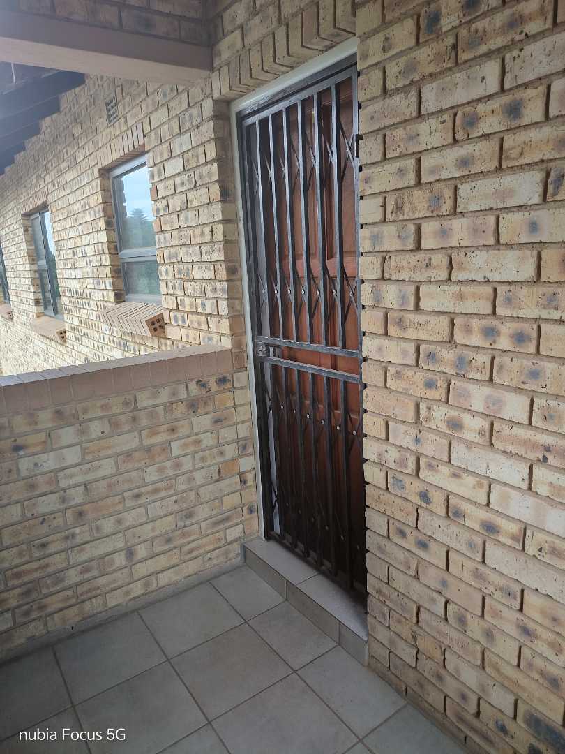 2 Bedroom Property for Sale in Brentwood Gauteng