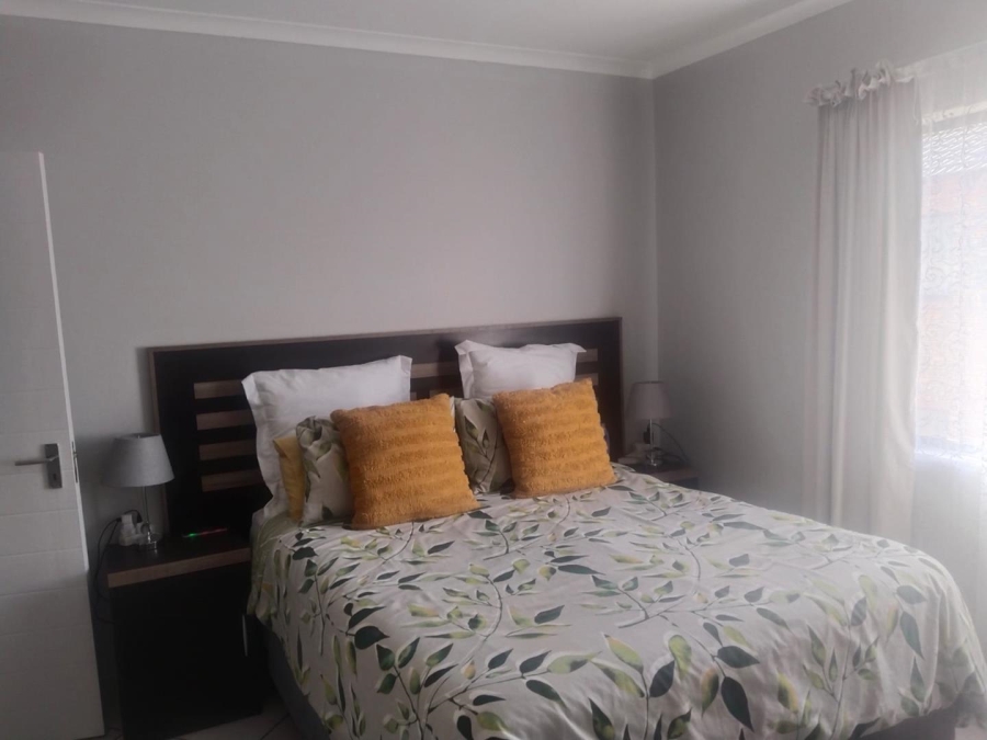 2 Bedroom Property for Sale in Brentwood Gauteng