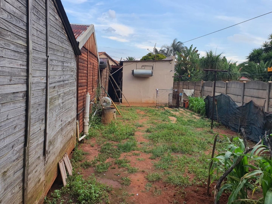 3 Bedroom Property for Sale in Birchleigh Gauteng