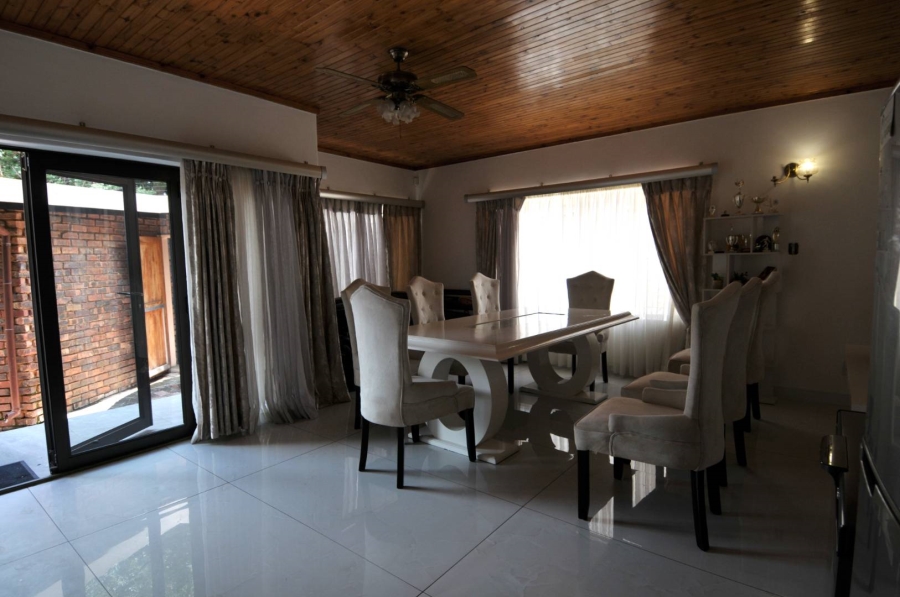 4 Bedroom Property for Sale in Waterkloof Glen Gauteng