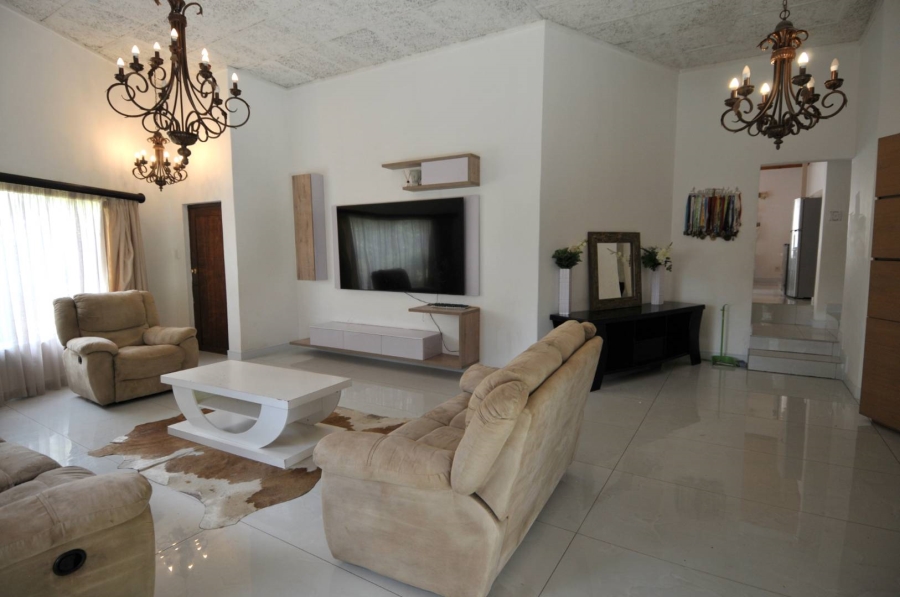 4 Bedroom Property for Sale in Waterkloof Glen Gauteng