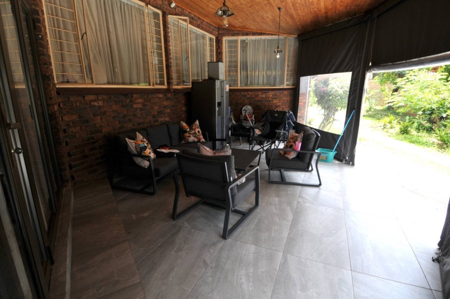 4 Bedroom Property for Sale in Waterkloof Glen Gauteng