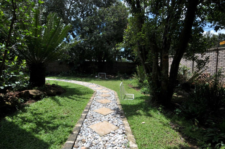 4 Bedroom Property for Sale in Waterkloof Glen Gauteng