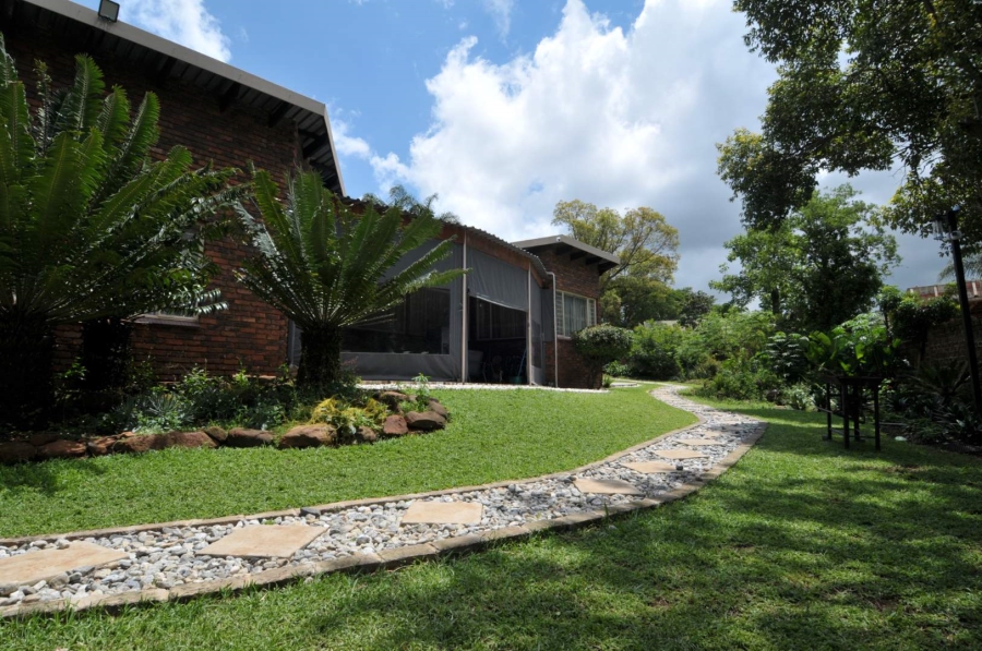 4 Bedroom Property for Sale in Waterkloof Glen Gauteng