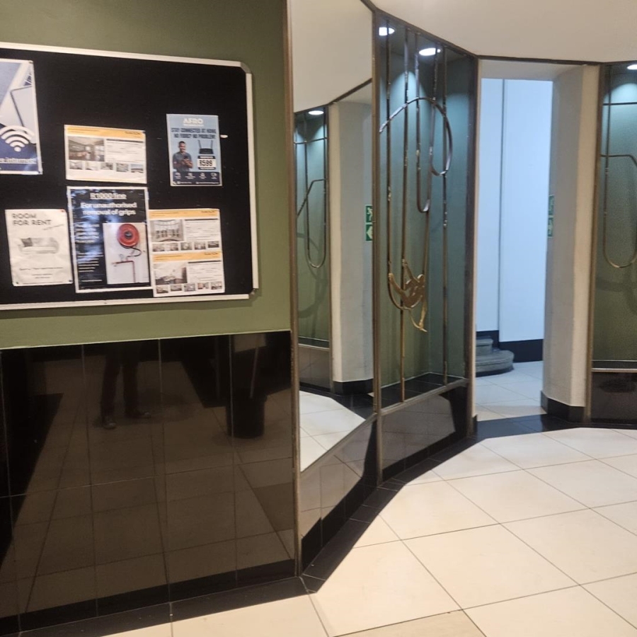 1 Bedroom Property for Sale in Joubert Park Gauteng