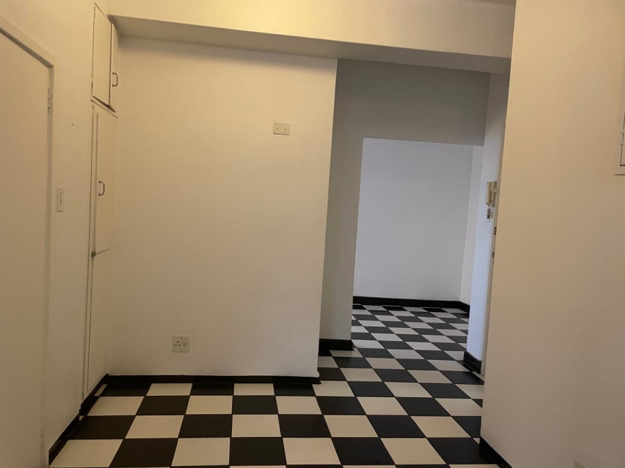 1 Bedroom Property for Sale in Joubert Park Gauteng