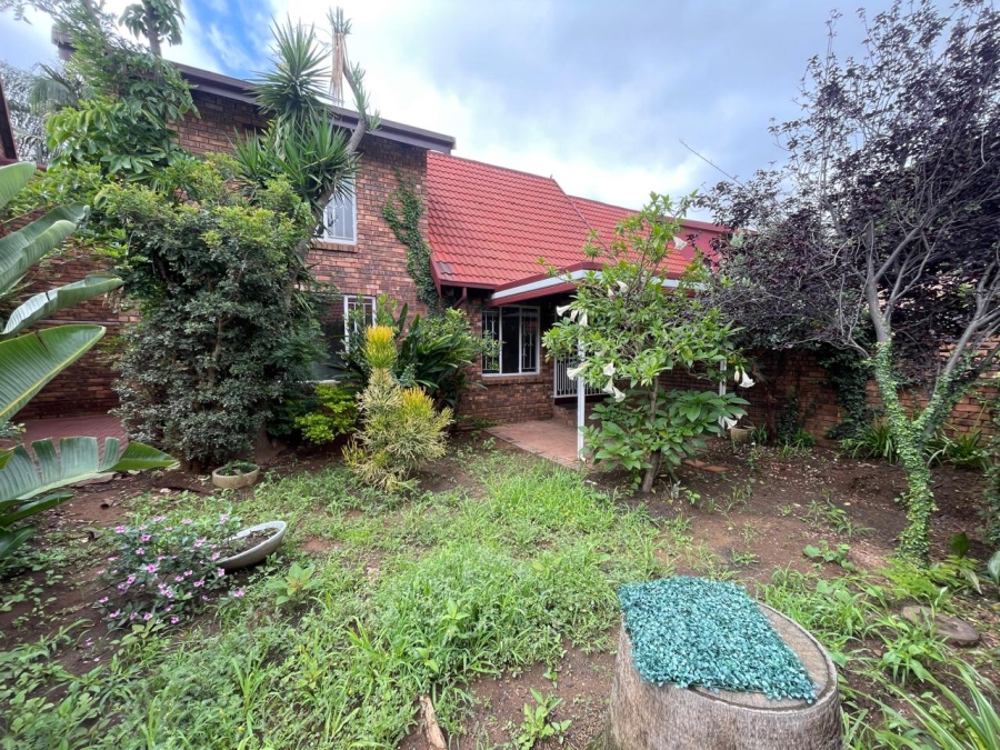 3 Bedroom Property for Sale in Weavind Park Gauteng