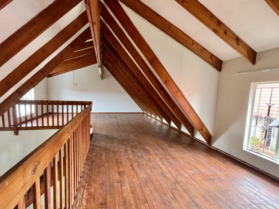 3 Bedroom Property for Sale in Weavind Park Gauteng