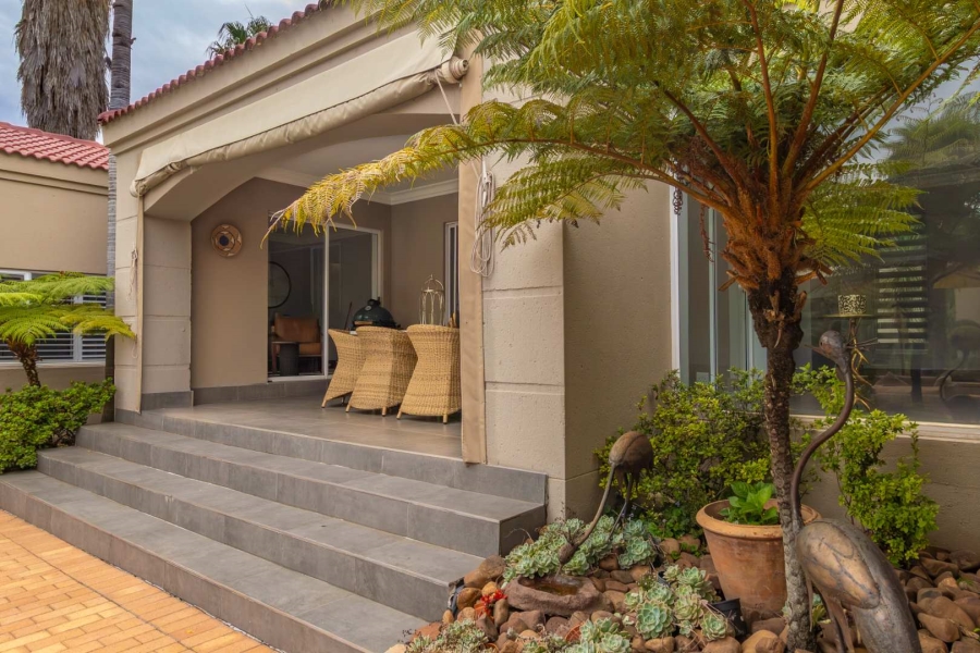 4 Bedroom Property for Sale in Kyalami Estates Gauteng