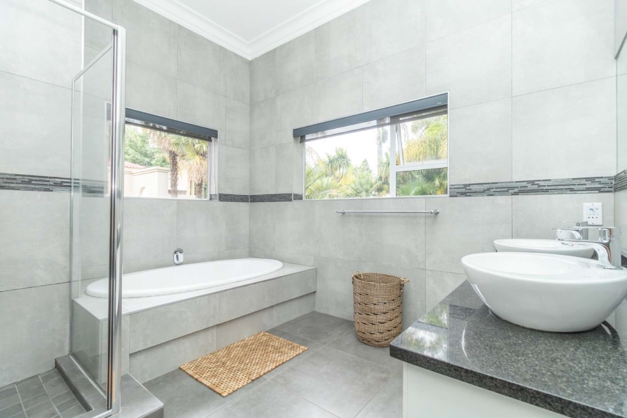 4 Bedroom Property for Sale in Kyalami Estates Gauteng