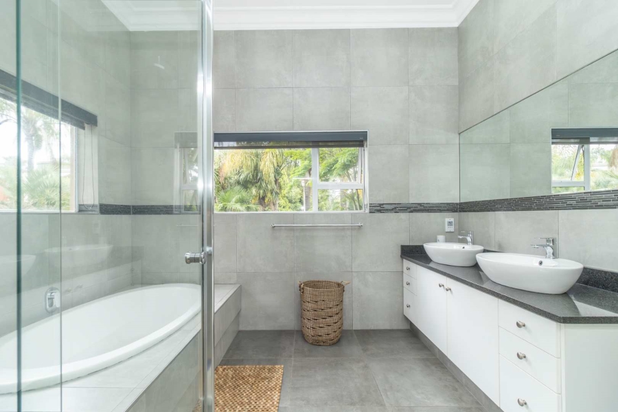 4 Bedroom Property for Sale in Kyalami Estates Gauteng