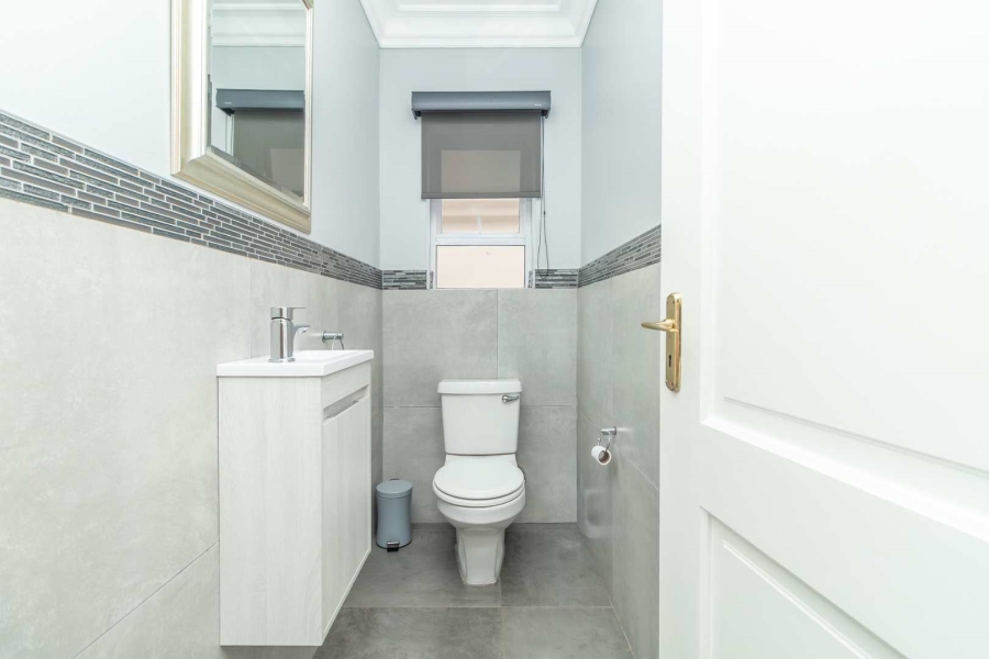 4 Bedroom Property for Sale in Kyalami Estates Gauteng