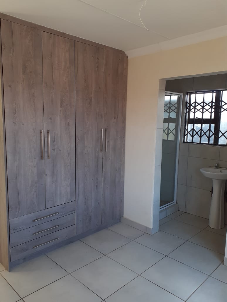 4 Bedroom Property for Sale in Ga-Rankuwa Gauteng
