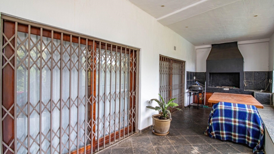 5 Bedroom Property for Sale in Northcliff Gauteng