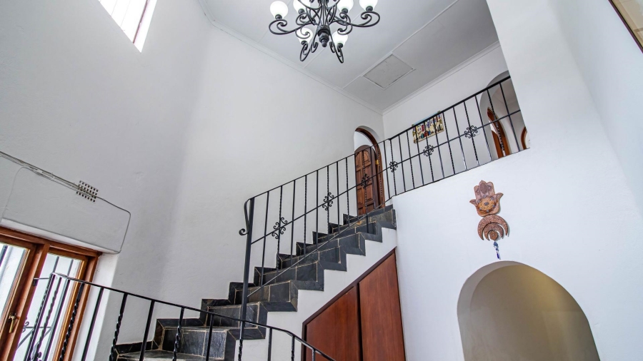 5 Bedroom Property for Sale in Northcliff Gauteng