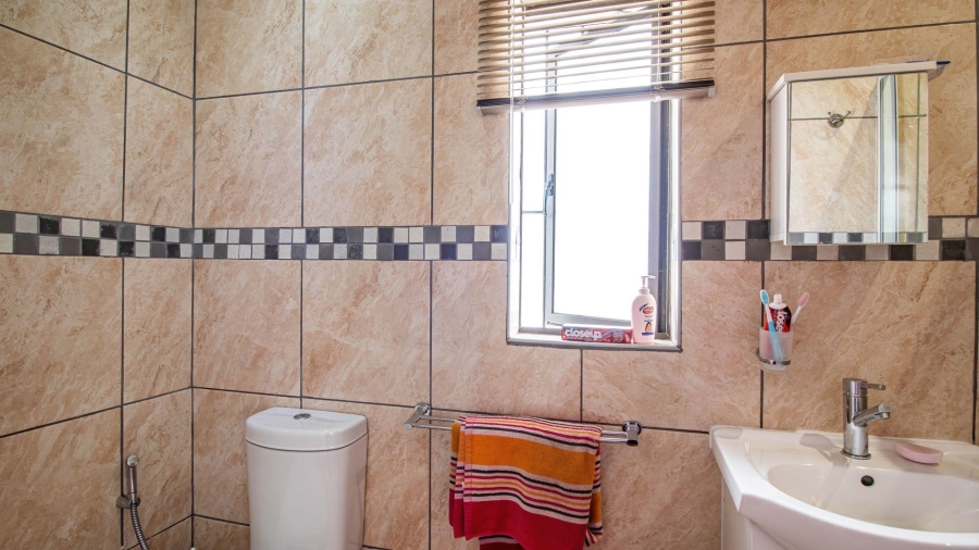 5 Bedroom Property for Sale in Northcliff Gauteng