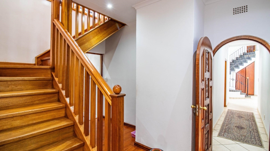 5 Bedroom Property for Sale in Northcliff Gauteng