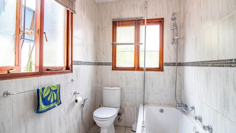 5 Bedroom Property for Sale in Northcliff Gauteng