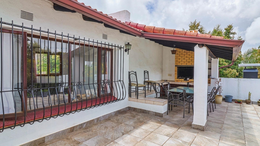 5 Bedroom Property for Sale in Northcliff Gauteng