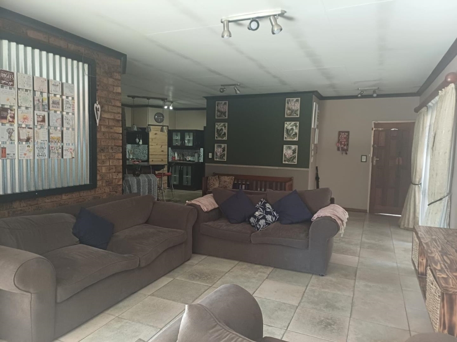 3 Bedroom Property for Sale in Zwartkop Gauteng
