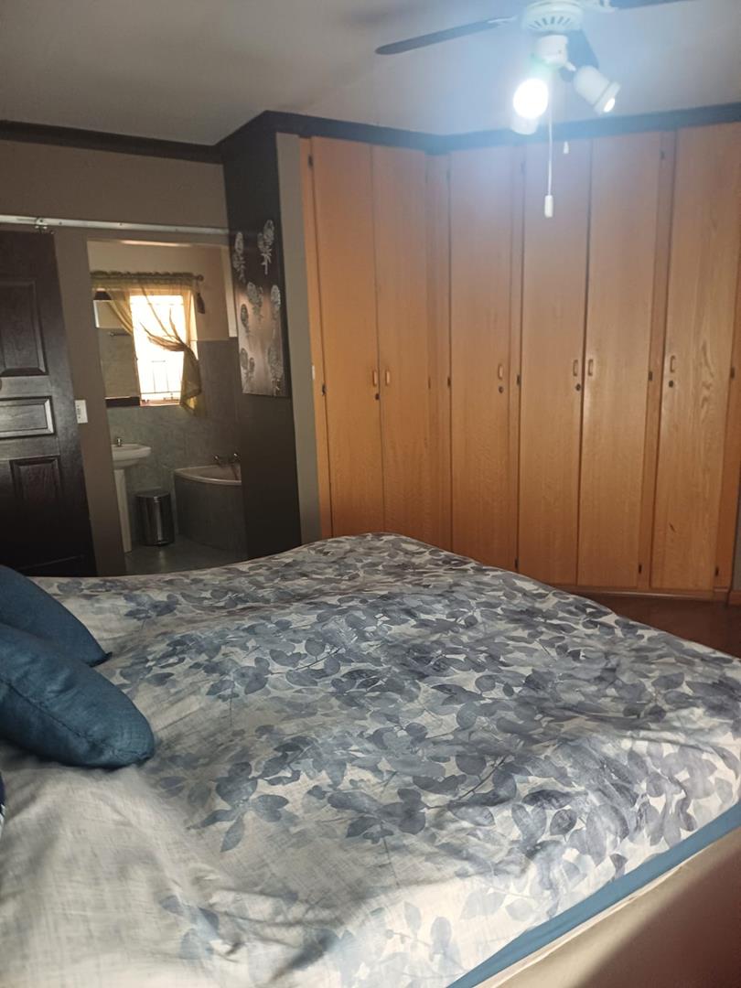 3 Bedroom Property for Sale in Zwartkop Gauteng